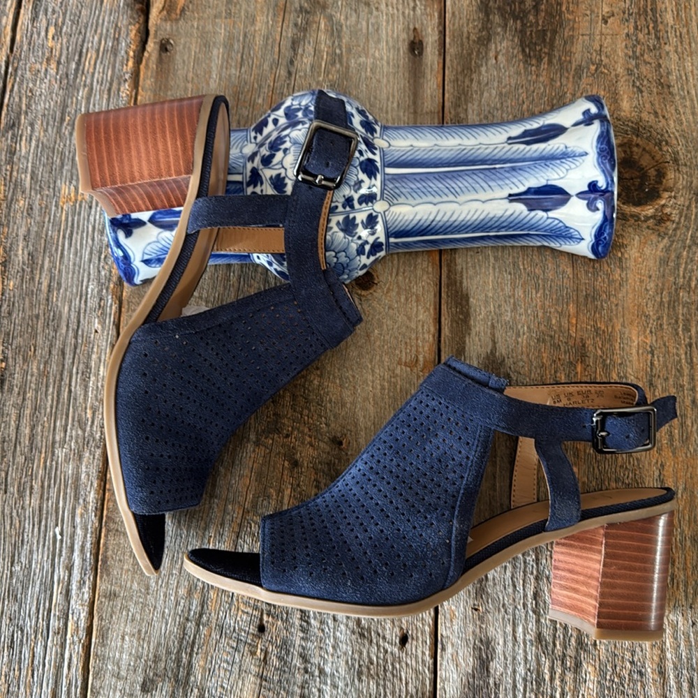 Franco Sarto Harlet 2 Women's Blue Suede Sandals Size 8 - Picture 6 of 10